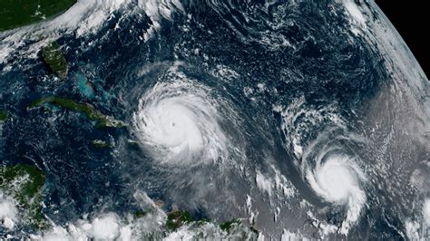 NASA公开美国惨状：2017年最惨痛飓风季，热带雨林吹成荒地！