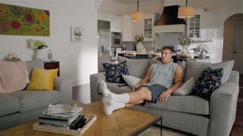 Guys' feet, shoes, socks & more! — Rob Gronkowski (T-Mobile commercial)