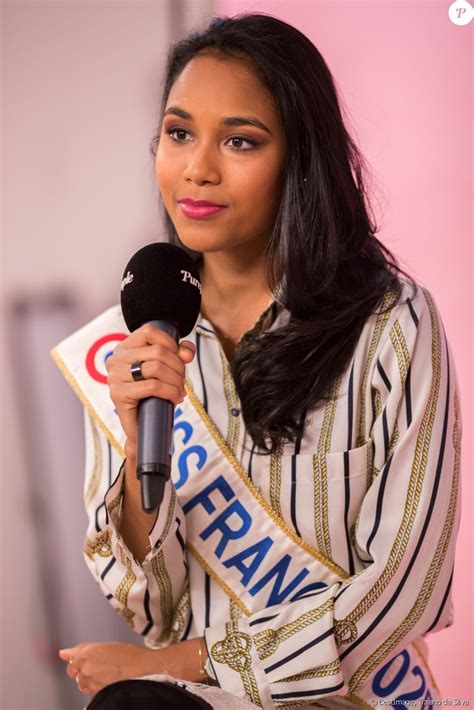 Exclusif - Rendez-vous avec Miss France 2020, Clémence Botino dans les ...