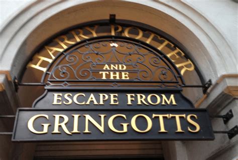 Harry Potter and the Escape from Gringotts | Universalorlandoexperience ...