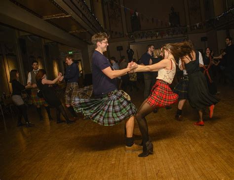 What is a ceilidh? | ScotlandShop