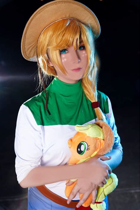 Mlp applejack cosplay | Cosplay Amino