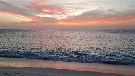 Caribbean Photo of the Week: Sunset on Eagle Beach, Aruba