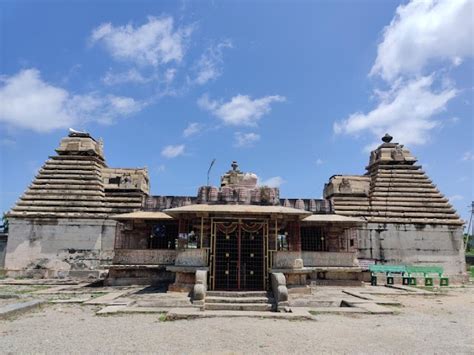 Hindu Temples of India: Chaya Someswara Temple, Panagal, Telangana