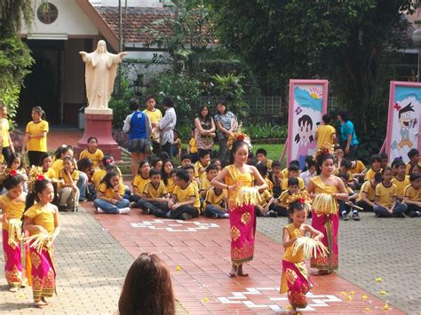 Pentas Seni SD Regina Pacis Bogor - Sekolah Regina Pacis Bogor