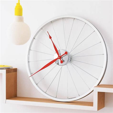 Easy And Eye-Catching DIY Clocks To Personalize Your Interiors - Top ...