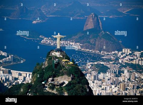 Aerial view of city with the Cristo Redentor (Christ the Redeemer ...