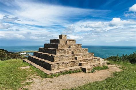 The Pyramid of Dublin at Killiney Hill - Ireland Highlights