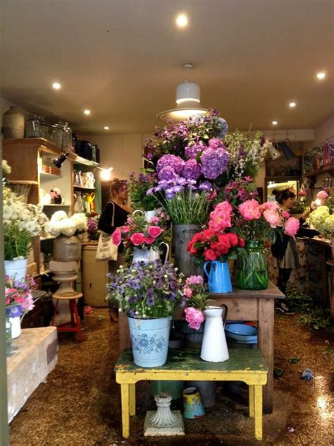 Scarlet And Violet Florist in London | Flower shop interiors, Floral ...