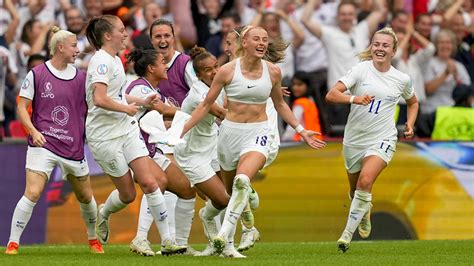 England Lionesses squad demands Government offers football to all girls ...