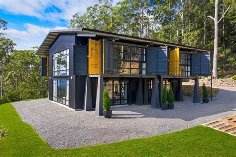 18 stunning homes made out of shipping containers | loveinc.com