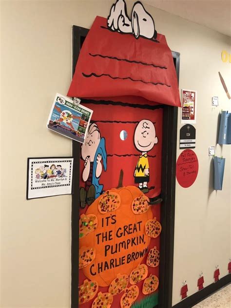 the door to charlie brown's classroom is decorated with peanuts and his ...