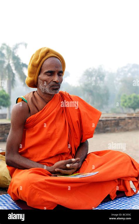 India : Indian Buddhist monks Stock Photo - Alamy