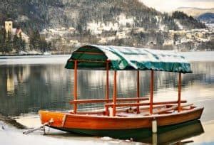 17 Dreamy Things to Do in Lake Bled in Winter for a Fab Slovenian ...