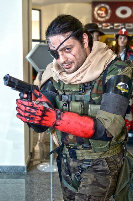 Metal Gear Snake cosplay at KONTAKT 4, Istanbul, 2014 | Metal gear ...