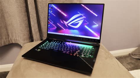 Asus ROG Strix Scar 17 (2022) review