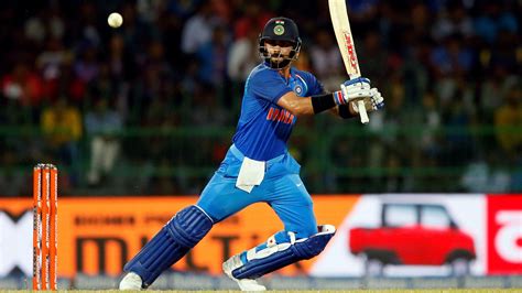 Virat Kohli Batting Wallpapers - Top Free Virat Kohli Batting ...