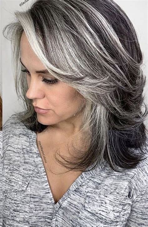 7+ Beautiful Medium Layered Hairstyles For Gray Hair