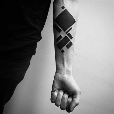 Tatuajes Geometricos En El Brazo Para Hombres