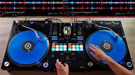 PRO DJ MIXES HIP HOP ON THE DJM-S11 - Creative DJ Mixing Ideas for ...