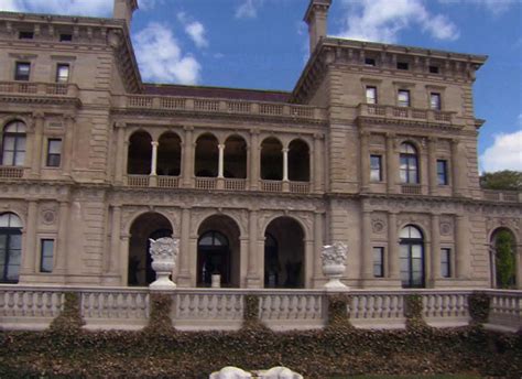 The Breakers and Marble House - CBS News