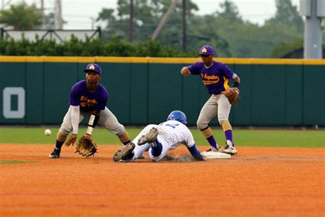 African-American interest in baseball showing signs of life in New ...