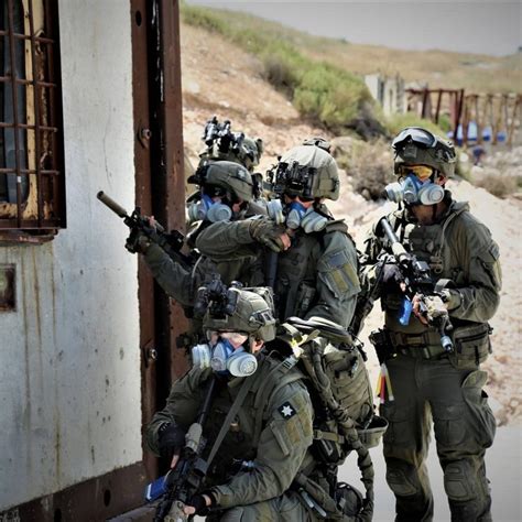 Israeli YAMAM operators during an exercise [1024x1024] : r/policeporn