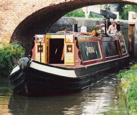 √ Birmingham Canal Boat Hire