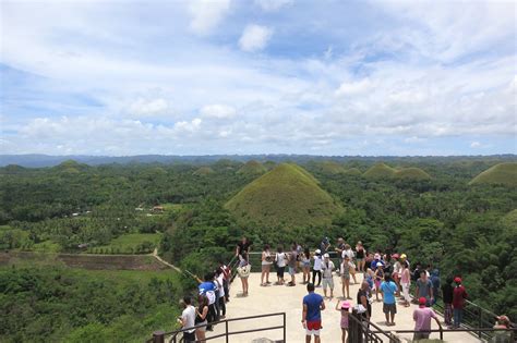 The Chocolate Hills - Bohol Island Attractions - Go Guides