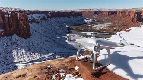 DJI Introduces Phantom 4 with Obstacle Avoidance - DRONELIFE