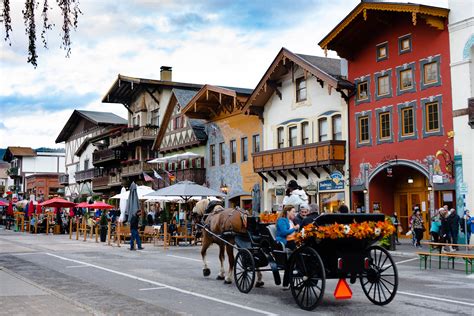 Leavenworth: A Guide to Washington's Bavarian Village