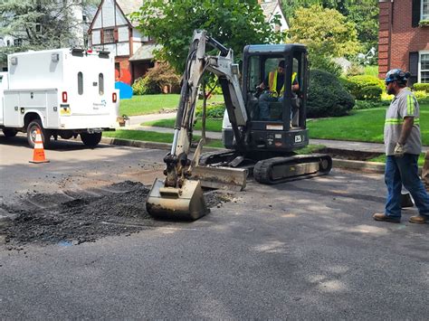 Ridgewood Water Replaces 16 Lead Service Lines on Beechwood Road