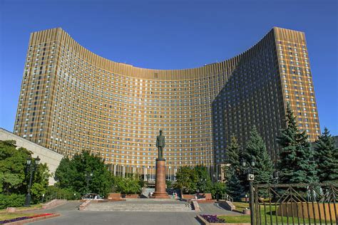 What happened to these iconic Soviet hotels in Moscow? - Russia Beyond