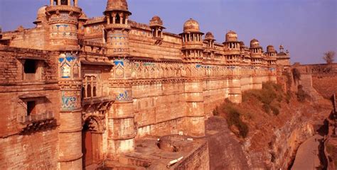 Majestic Gwalior Fort, Architecture, Timings, Ticket Price - Total Safari