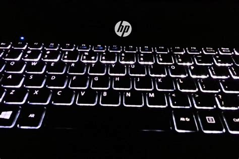 How to Turn on Keyboard light on HP Laptop | KeyboardR