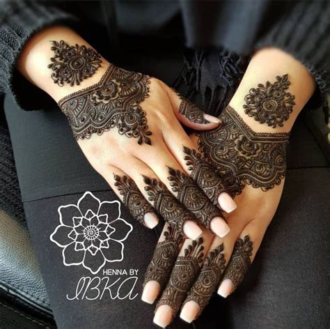 Pin by Vishakha Bang on Heena - mehndi | Latest mehndi designs, Henna ...