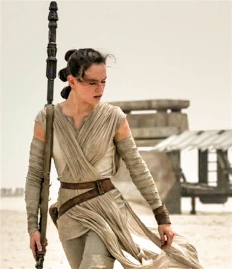 Top 10 Star Wars Costume Ideas for Females: Unleash your inner Jedi!