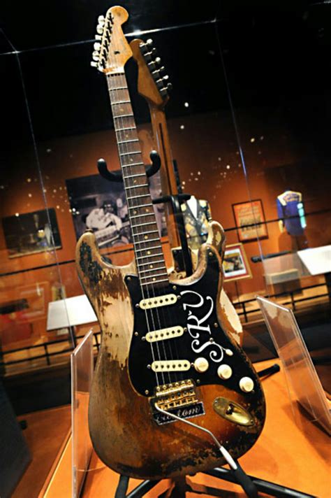 ♡♥Stevie Ray Vaughan's Fender Stratocaster guitar is on display - click ...