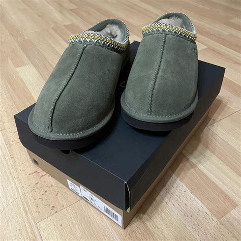 UGG Men's Green Slippers | Depop