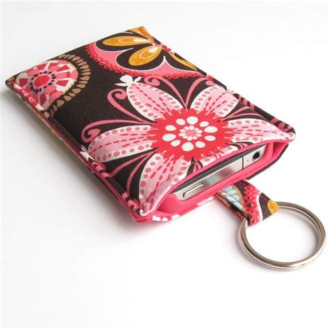 EASY iPhone Sleeve | Sewing tutorials, Crochet phone cases, Sewing patterns