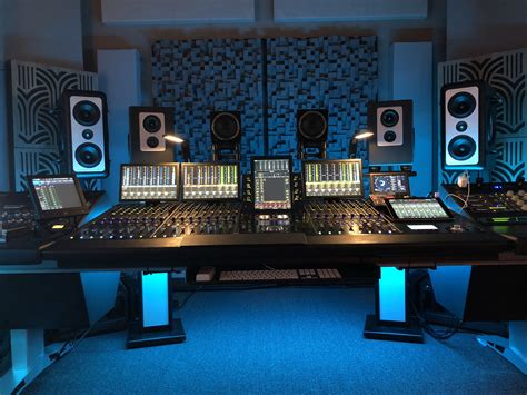 The 5 Home Recording Studio Equipment List 2021 - instroreview.com ...