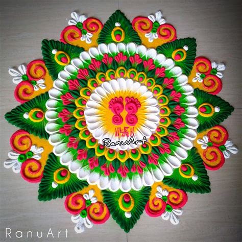 Beautiful Laxmi Padam Rangoli Design for Laxmi Pujan