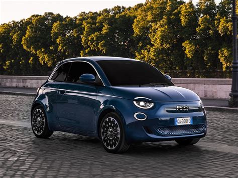 'Electric Nugget': 2023 Fiat 500e Price and Specs Revealed for ...