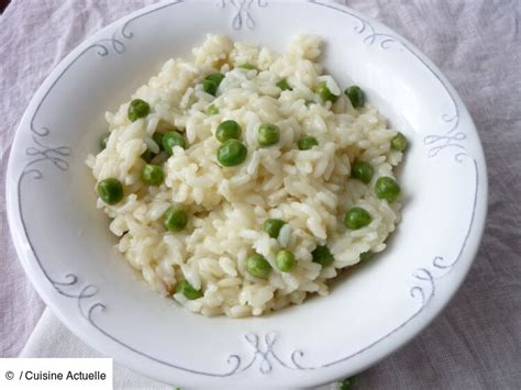 Risotto aux petits pois facile : découvrez les recettes de Cuisine Actuelle