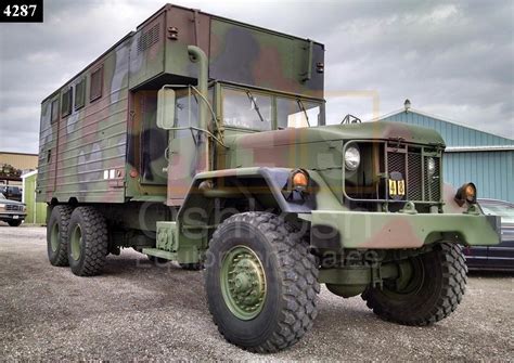 M820 Expansible Van Military 5 Ton Truck (C-200-48) - Oshkosh Equipment