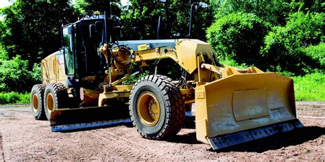 Motor Grader Attachments | Cat | Caterpillar