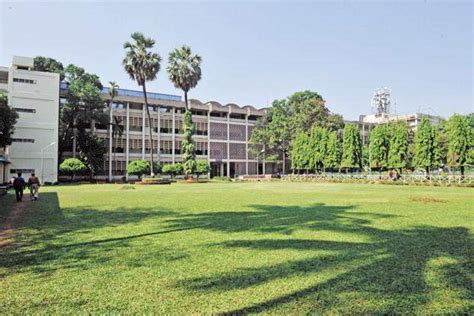 Indian Institute of Technology Bombay - McDonnell International ...