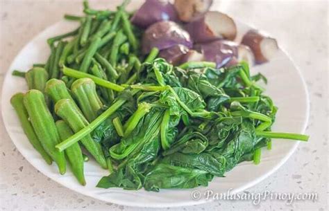 Beef Sinigang sa Kamias (Sinigang na Baka) - Panlasang Pinoy