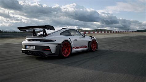 Purpose-built for performance: the new Porsche 911 GT3 RS - Porsche ...