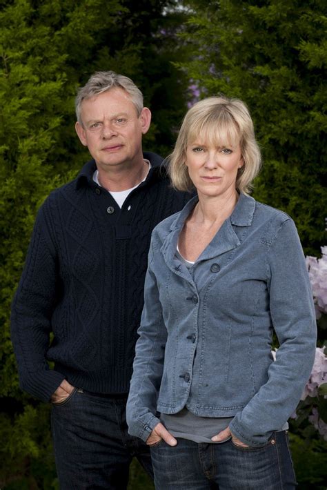 Martin Clunes - Seriously Column Slideshow